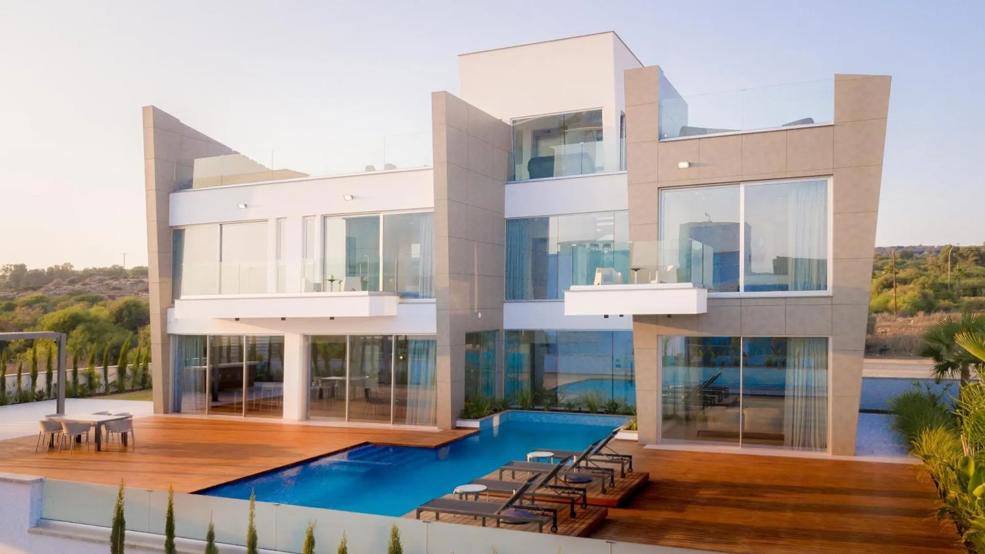 Seaview Luxury Villas Ayia Napa